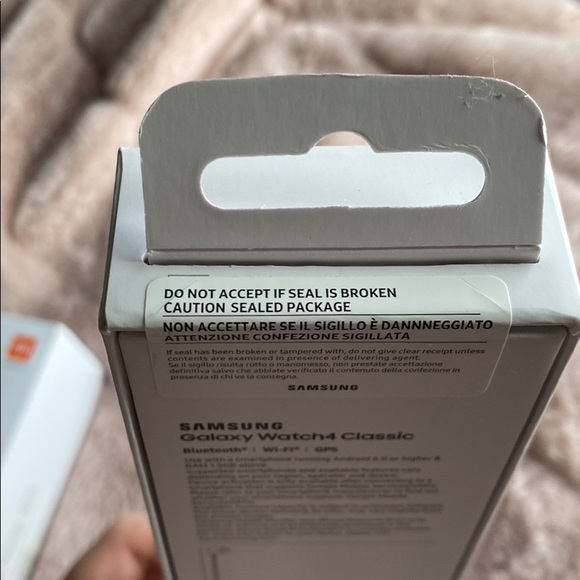 BRAND NEW Samsung Galaxy Watch4 Classic - Picture 3 of 4